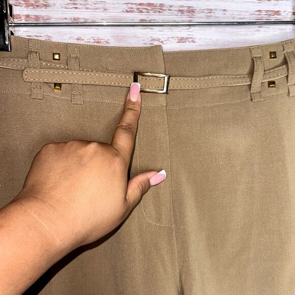 NWT Cache Brown Camel Tan Studded Preppy Shorts w/ Belt Plus Size 14 - Picture 5 of 8